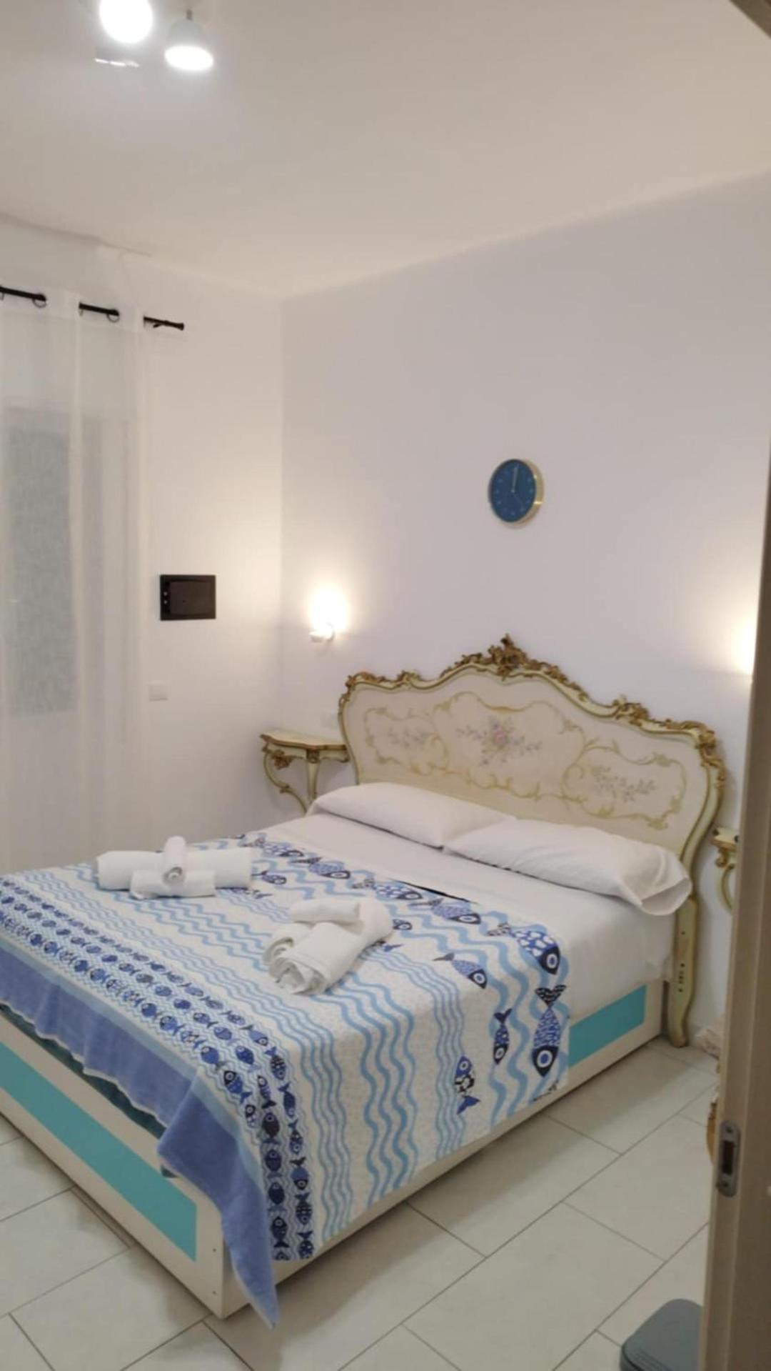 Bike Hotel Oasi Finale Ligure Exteriör bild